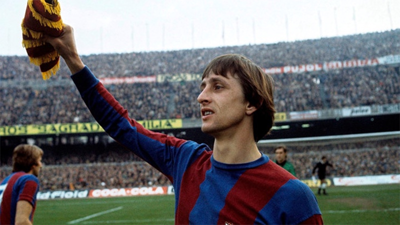 Cầu thủ tiền vệ Johan Cruyff