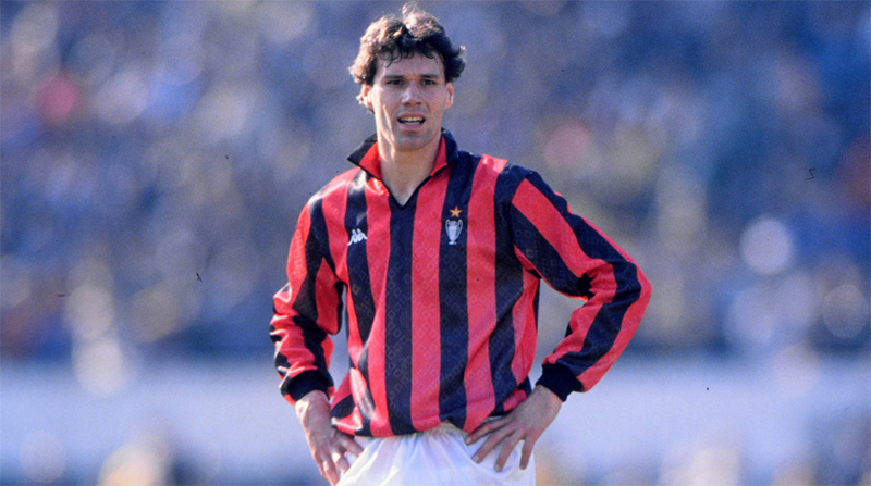 Cầu thủ tiền vệ Marco van Basten